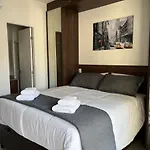 Almada Studios 9 - Republica